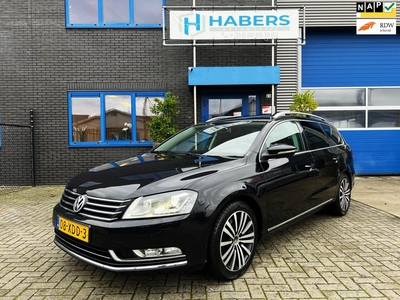 Volkswagen Passat Variant 1.4 TSI High Executive Line BlueMotion 122PK|Origineel NL|Navi|Leder|Xenon|Climate|PANO|DSG|Isofix|Cruis, stationcar, bj 2012