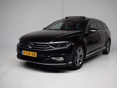 Volkswagen Passat Variant 1.5 TSI 150PK R-LINE VIRTUAL / PANORAMADAK / ADAPTIVE CRUISE / LED / ORG.NED / NAP / CARPLAY / VLAKSTUUR