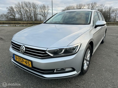 Volkswagen Passat Variant 2.0 TDI Business Edition, stationcar, bj 2015