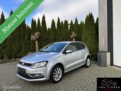 Volkswagen Polo 1.0 LOUNGE Highline Clima|Cruise|Apk ?, hatchback, bj 2015