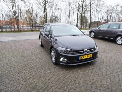 Volkswagen Polo 1.6 TDI Comfortline ADDAPTIVE CRUISE APPLE CARPLAY