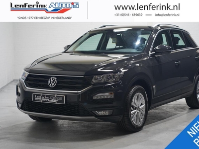 Volkswagen T-ROC 1.0 TSI Style Business Navi PDC v+a Adaptive cruise Apple Carplay Elektrische achterklep 1e Eigenaar, terreinwagen/pick up, bj 2021