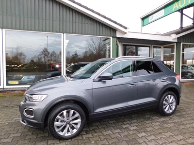 Volkswagen T-ROC 1.5 150PK DSG SPORT TREKHAAK All-in Prijs, terreinwagen/pick up, bj 2020