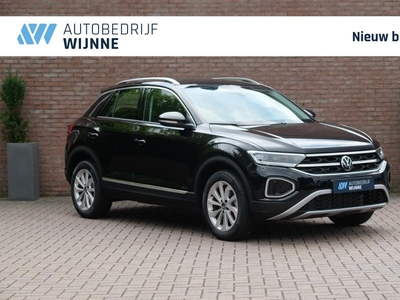 Volkswagen T-Roc 1.5 TSi 150pk DSG Style | App Connect | Matrix LED | Adaptive Cruise | Elektrische Achterklep | Camera | 17