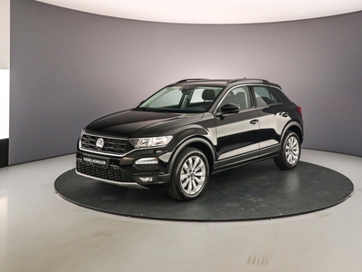 Volkswagen T-ROC Style 1.0 TSI 110pk Parkeersensoren, DAB, Airco, Radio, Adaptive cruise control, App connect, Bluetooth, terreinwagen/pick up, bj 2022