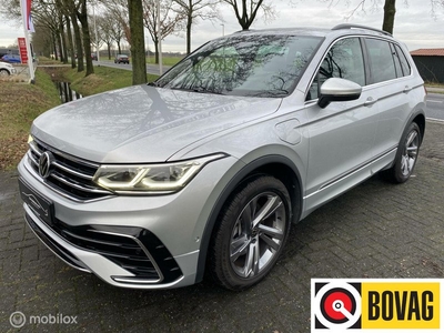 Volkswagen Tiguan 1.4 TSI eHybrid R-Line I Trekhaak I Camera I