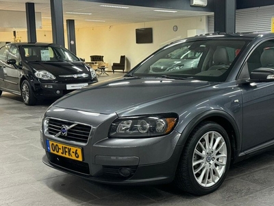 Volvo C30 1.6D DRIVe Sport schuifdak navigatie clima cruise controle lm-velgen Elektrische pakket pdc trekhaak half leer