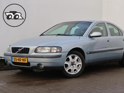 Volvo S60 2.4 Edition APK 03-2025, sedan, bj 2001