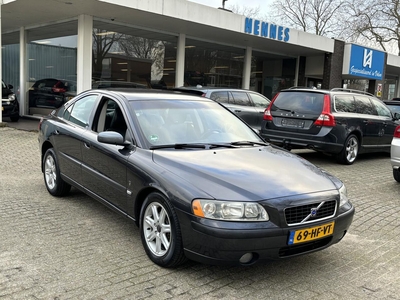 Volvo S60 2.4i 170pk Edition APK 12-'24 zeer goede staat, sedan, bj 2001