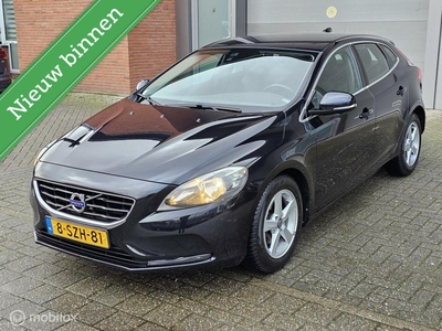 Volvo V40 1.6 D2 Momentum?Airco?Apk?Trekhaak?, hatchback, bj 2013