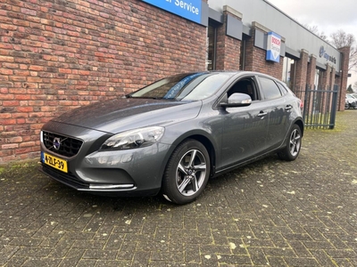 Volvo V40 1.6 T2 MOMENTUM XENON PDC NAVI, hatchback, bj 2014