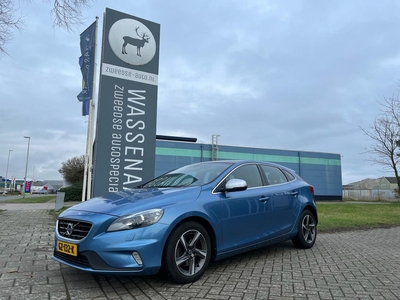 Volvo V40 2.0 D2 R-Design Business Sport | Pano dak | Leer | Elektr. stoel, hatchback, bj 2015