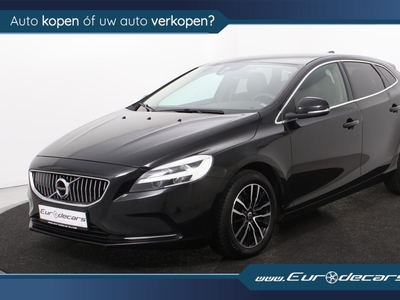 Volvo V40 2.0 T2 Black Edition NavigatieLeerStoelwarming, hatchback, bj 2018