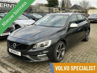 Volvo V60 T3 R-Design|Navigatie|Trekhaak|Stoelverwarming|Volvo On call, stationcar, bj 2017