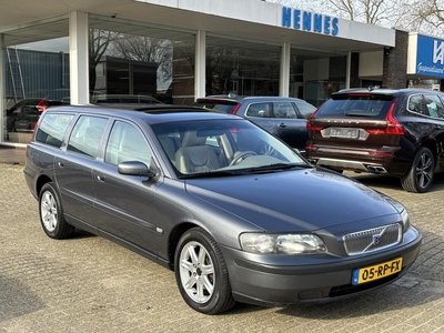 Volvo V70 2.4 170pk Aut Leder Schuifdak, stationcar, bj 2004