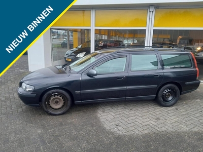 Volvo V70 2.4 Comfort Line Luxe Netjes Apk 25-1-2025, stationcar, bj 2002