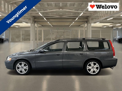 Volvo V70 2.5T Kinetic Incl Garantie+ APK, Dealer auto, trekhaak, cruise control...