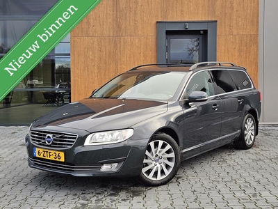 Volvo V70 D4 AUT Summum | Trekhaak | Xenon | Org. NL | Leder, stationcar, bj 2015