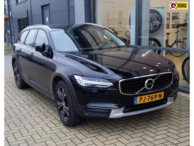 Volvo V90 Cross Country D4 AWD |Adaptive-cruise | Schuif/kantel-dak | Stoelverwarming |Pilot-assist | BLIS |, stationcar, bj 2017