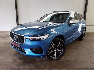 Volvo XC60 2.0 T8 AWD R-Design PANO DAK 360 CAMERA VIRTUAL COCKPIT LEER FULL LED NAVI CRUISE ECC 19 INCH