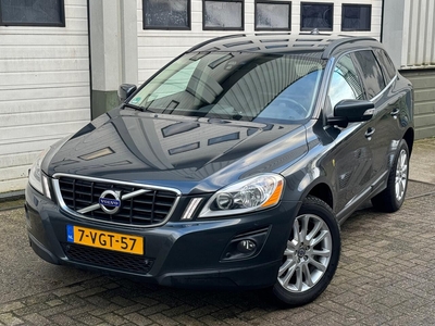 Volvo XC60 2.4 D5 Momentum / Grijs kenteken, bedrijfswagen, bj 2010