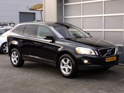 Volvo XC60 2.4D Automaat/Clima/Cruise/Navi!!