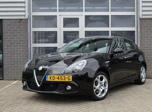 Alfa Romeo GIULIETTA 1.4 Turbo MultiAir Super / Leer / Navigatie / Automaat / N.A.P.