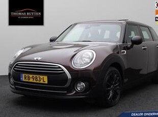 Mini CLUBMAN Mini 1.5 One Business 2017 | NAP | Panoramadak | Navigatie | Half Leder | Parkeersensoren | Cruise Controle | Bleutooth | Keyless | Dealeronderhouden | Boekjes