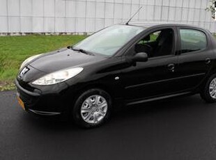 Peugeot 206 + 1.1 XR 5 Drs