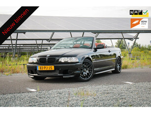 BMW 3-serie Cabrio 330Ci 2001 Angel eyes / Led / 18'' Breedset Zwart