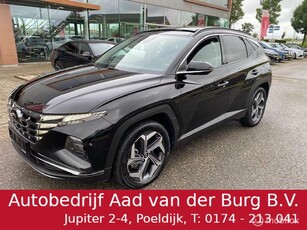 Hyundai Tucson 1.6 T-GDI PHEV Premium Sky 4WD 55km Electr rijden hierna Hybride , Panorama dak , Dodehoek detectie , Leder en stoel verwarming , Full option , Lage km stand !