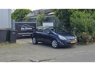 Opel Corsa 1.2-16V Cosmo