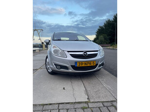 Opel Corsa 1.4-16V Cosmo|3deurs|PDC|Automaat|