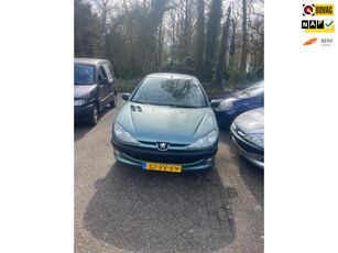 Peugeot 206 1.4 Gentry