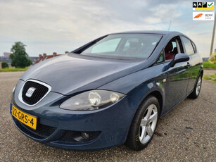 Seat Leon 1.6 25 Edition II/rijd rem schakel perfect/mooie auto/airco ijs/leer/velgen/inruil mog!!!