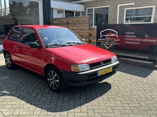 Toyota Starlet 1.3i Smash KOMT MET EEN NIEUWE APK