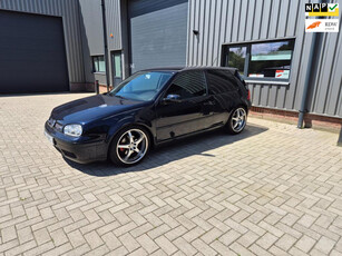 Volkswagen Golf 2.0 Highline SUPERSTAAT KOOPJE