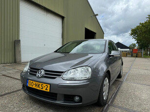 Volkswagen Golf TE KOOP GEVRAAGD!!!!