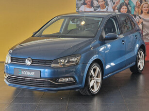 Volkswagen Polo 1.2 TSI Highline AUTOMAAT | ACHTERUITRIJCAMERA | PARKEERSENSOREN VOOR-EN ACHTER | CLIMATE CONTROL | 16