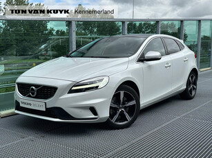 Volvo V40 1.5 T3 Polar+ Sport Automaat, Intellisafe proline, Adaptive cruise, BLIS, Panoramadak, Trekhaak, Parkeerverwarming, Elektrisch verstelbare bestuurdersstoel met geheugen, Extra getint glas vanaf B-stijl