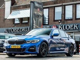 BMW 3-serie 330i High Exe M-Sport ORG NL PANO HUD 19 INCH