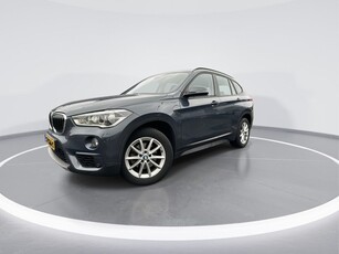 BMW X1 sDrive18i Executive NAVICAMERATREKHAAK (bj 2018)