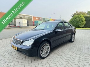 Mercedes C-klasse 180 Elegance - AUTOMAAT - NAP - SCHERM