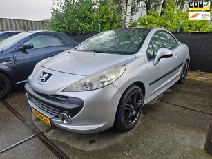 Peugeot 207 CC 1.6 VTi (dak defect)