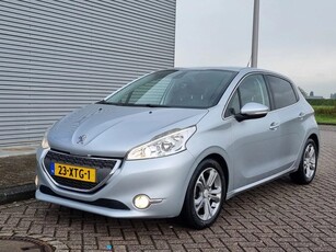 Peugeot 208 1.4 VTi Griffe ECC Airco Navigatie PDC Leder