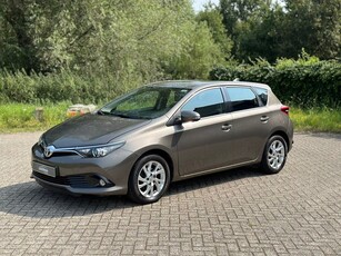 Toyota Auris 1.2T Business Pro 60.431KM I CAMERA I CLIMA I