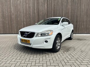 Volvo XC60 2.4 D5 AWD AUT LEDER