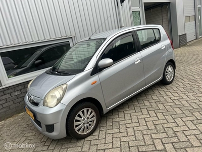 Daihatsu Cuore 1.0 Premium