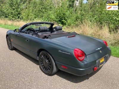 Ford Thunderbird Benzine