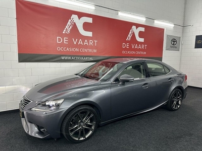 Lexus IS 300h First Edition - VERKOCHT!